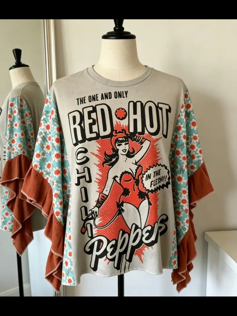 Red Hot Peppers Graphic Flutter Sleeve Top - Cream and Rust Floral